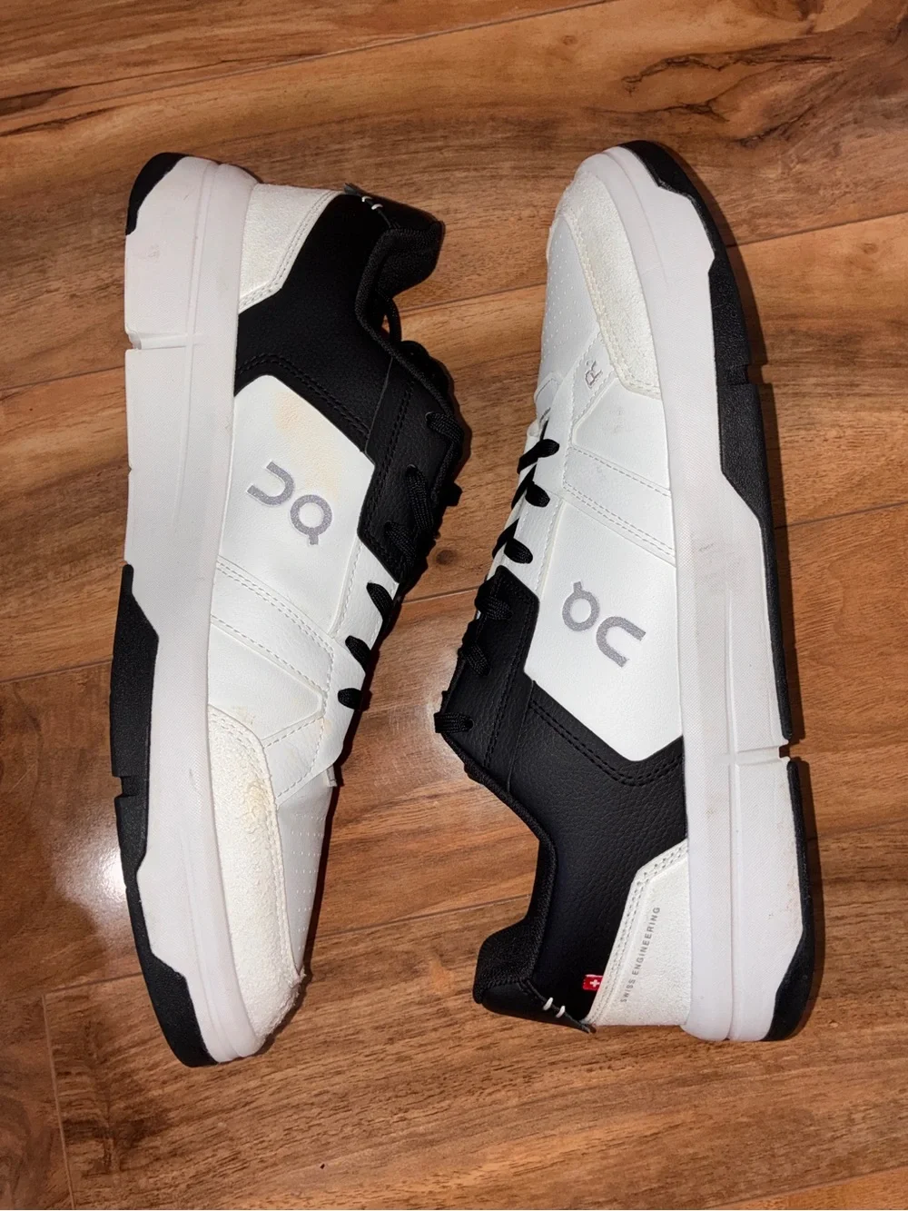On Cloud Men’s The Roger Clubhouse Athletic Sneaker Shoes, white/black - size 12